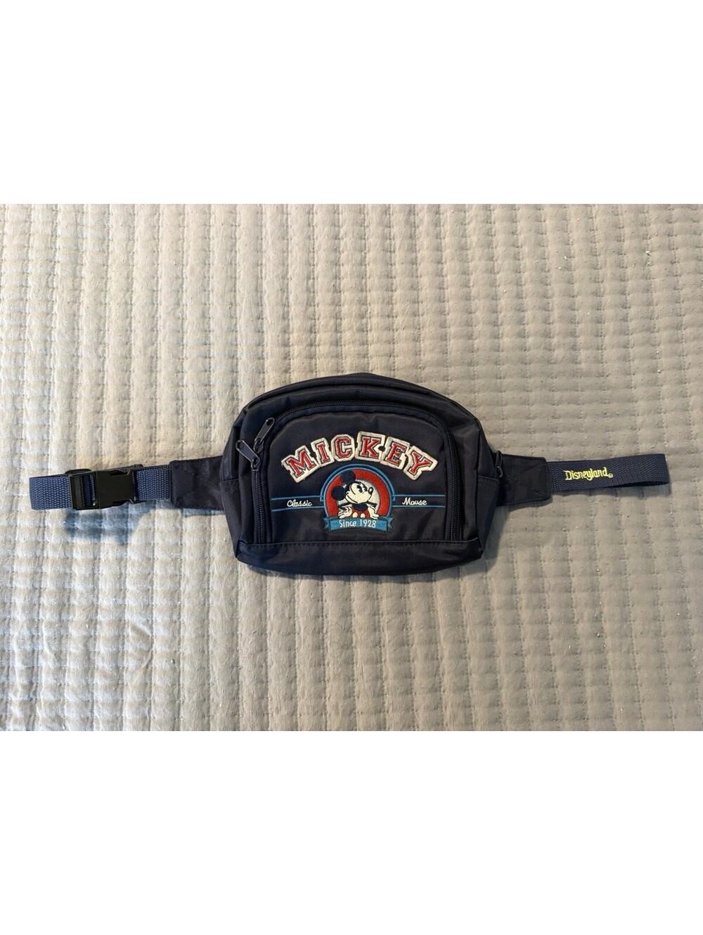 Vtg Disney Fanny Pack Emboidered Mickey Mouse Since 1928 Disneyland Resort Logo